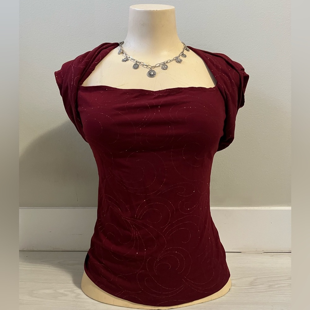 Mariposa Burgundy Sparkle Short Sleeve Square Neck Top
